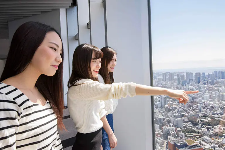 東京の美容学校の外観写真1