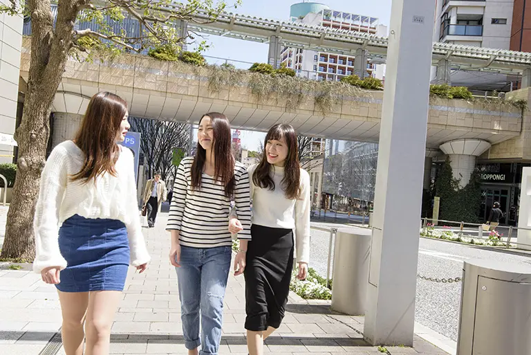 東京の美容学校の外観写真4