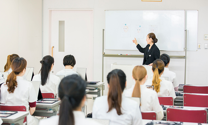 京で美容を学ぶ　接客マナー