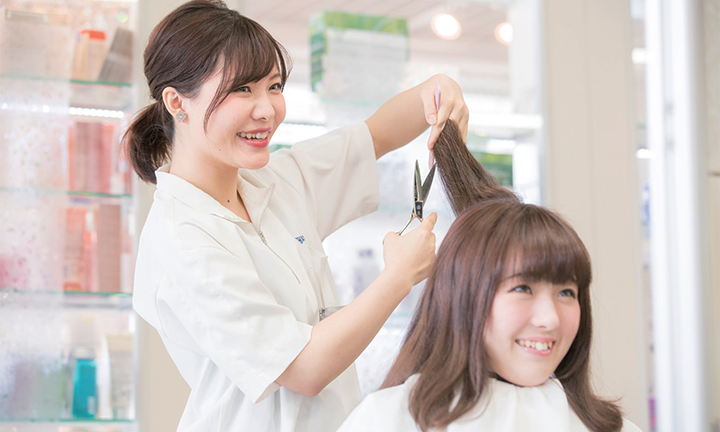 東京で美容を学ぶ　サロンワーク